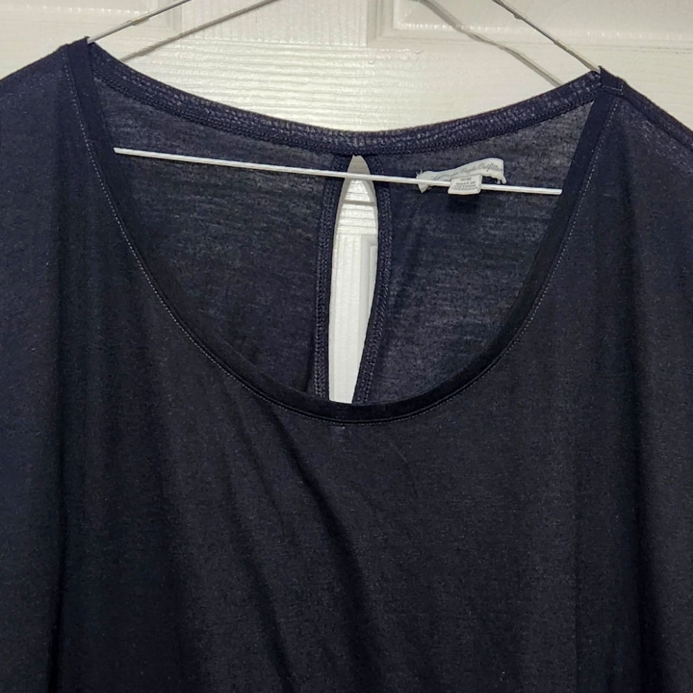Box Tee - Picture 2 of 3